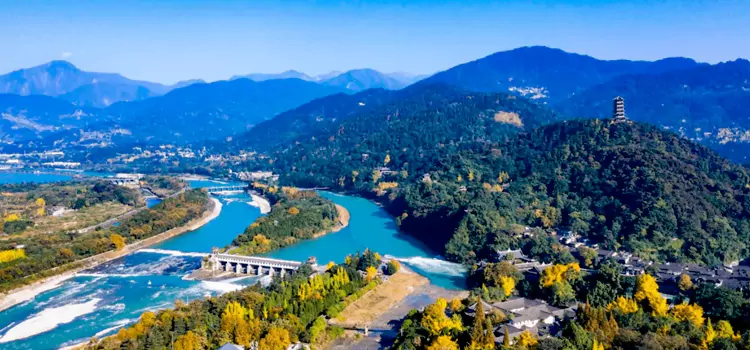 Dujiangyan Water Conservancy & Natural Science Tour