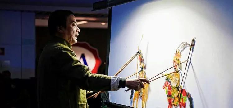 Shadow Puppetry Learning Experience in China